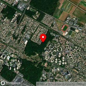 Map showing location at 48.997722, 2.214202