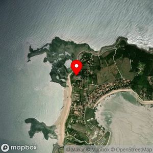 Map showing location at 46.021366, -1.175428