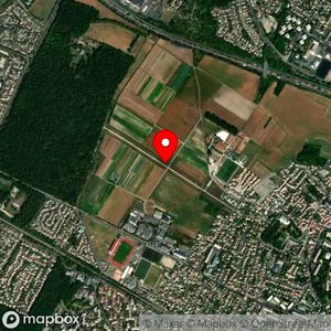 Map showing location at 49.005080, 2.224105
