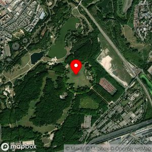 Map showing location at 48.943244, 2.401638