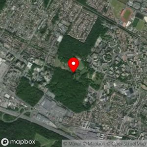 Map showing location at 48.99385, 2.211472
