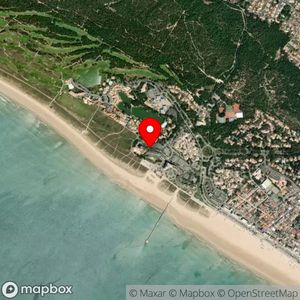 Map showing location at 46.790022, -2.084862
